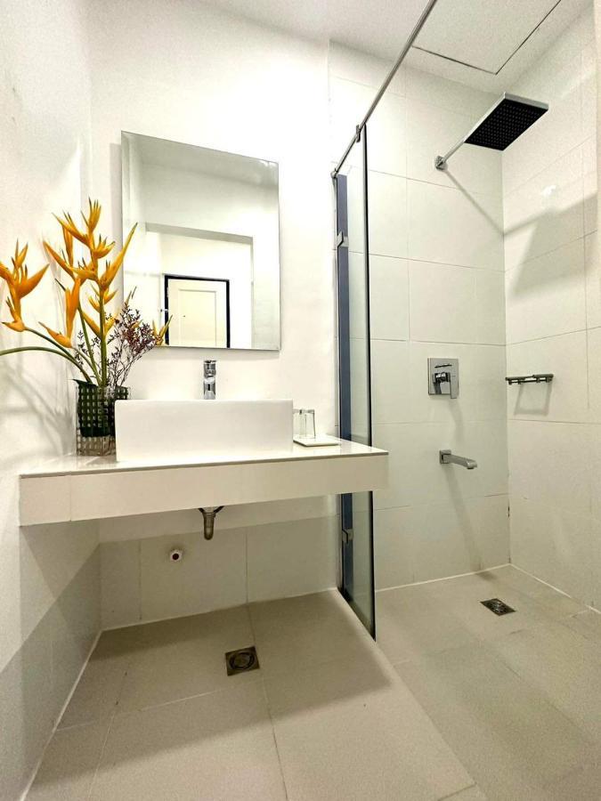 Ruhe Suites Coron Extérieur photo
